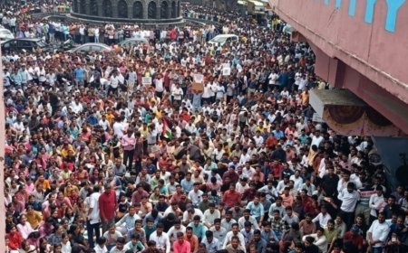 पुण्यानंतर MPSC च्या विद्यार्थ्यांचा  छत्रपती संभाजीनगरमध्ये आक्रोश, हजारो विद्यार्थी रस्त्यावर...!