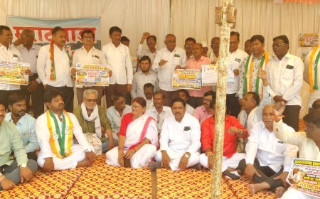 मराठवाड्याच्या समन्यायी पाणी वाटपासाठी तीन दिवसीय धरणे आंदोलन सुरू