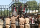 रोशन गेट अतिक्रमण कारवाई विरोधात एसडिपिआई रस्त्यावर...!