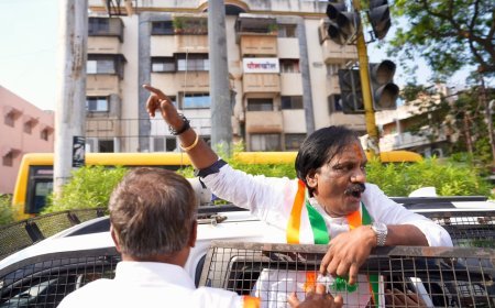शिवसेनेचे रास्ता रोको आंदोलन,  अंबादास दानवे यांना पोलिसांनी घेतले ताब्यात