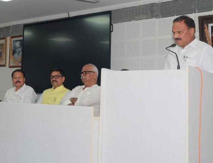 प्राध्यापक, शिक्षकांचे प्रश्न प्राधान्याने सोडवले - आमदार सतीश चव्हाण