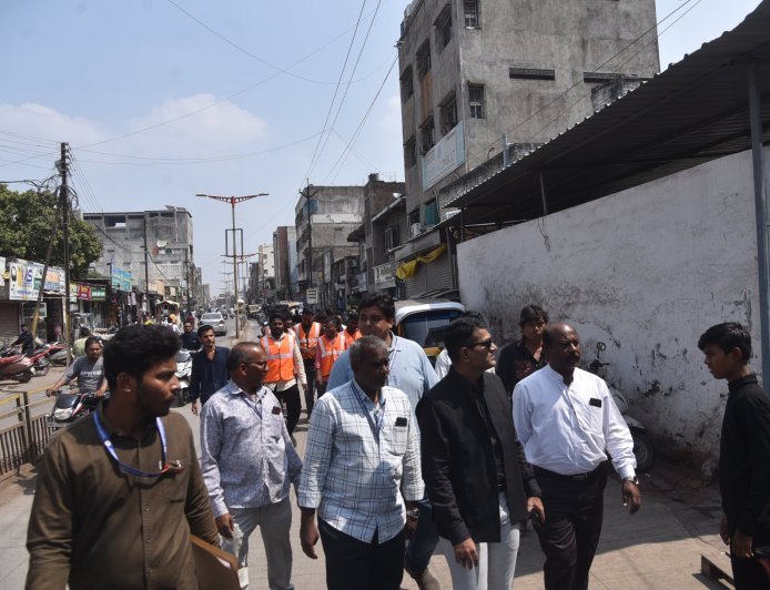 चंपा चौक ते रोशन गेट पर्यंत शनिवारी अतिक्रमण हटाव पथकाची कारवाई होणार...!