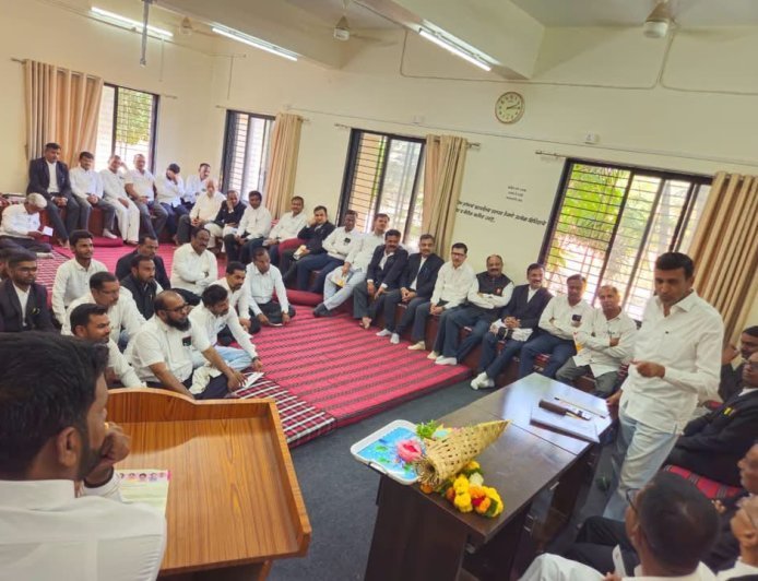 सतीश चव्हाण पदवीधरांचे पसंती क्रमांक एक - अमरसिंह पंडित