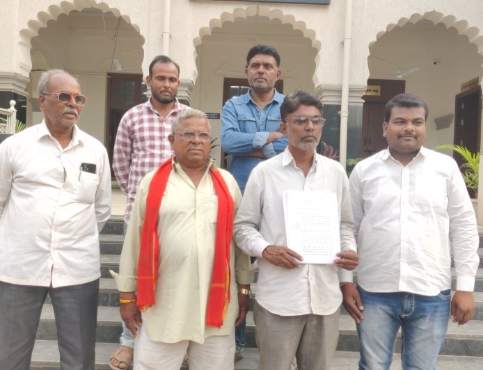 दुष्काळामुळे हर्सुल रस्ता रुंदीकरणास एका वर्षाची मुदतवाढ देण्याची मागणी...!